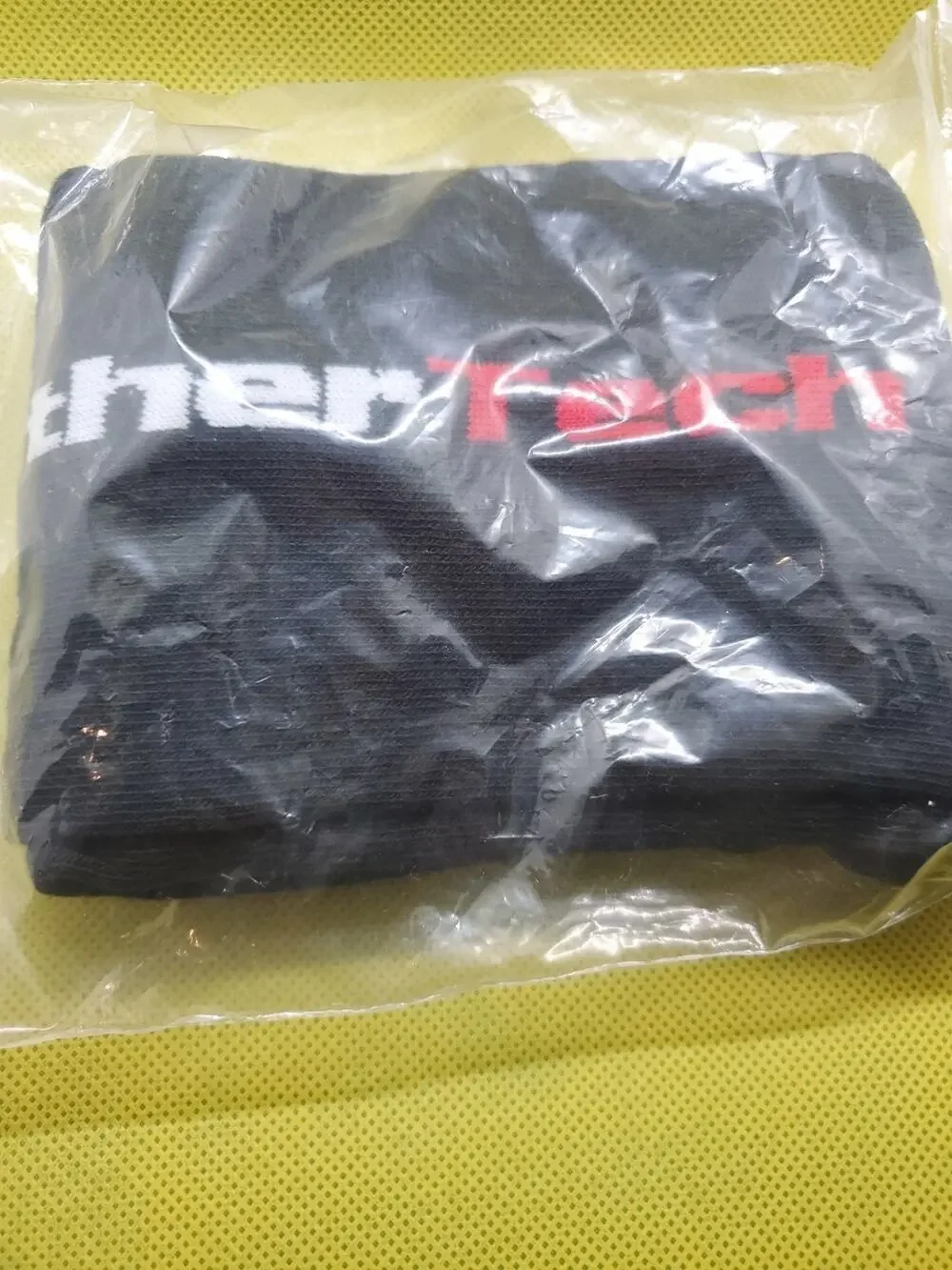 Weather Tech Mens Black Crew Socks Size 10-13 Outdoor Athletic Knit New